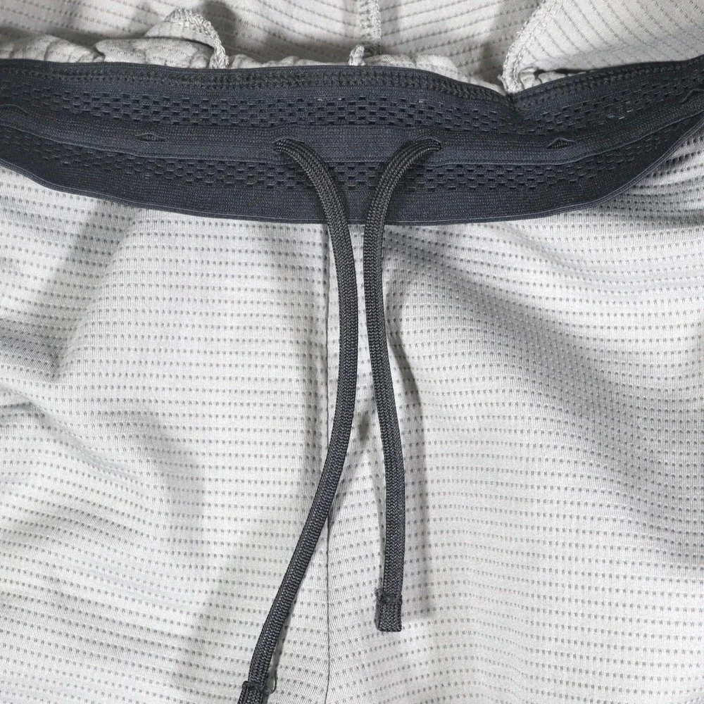 NOBULL Mesh Training Shorts Mens Medium Grey 7